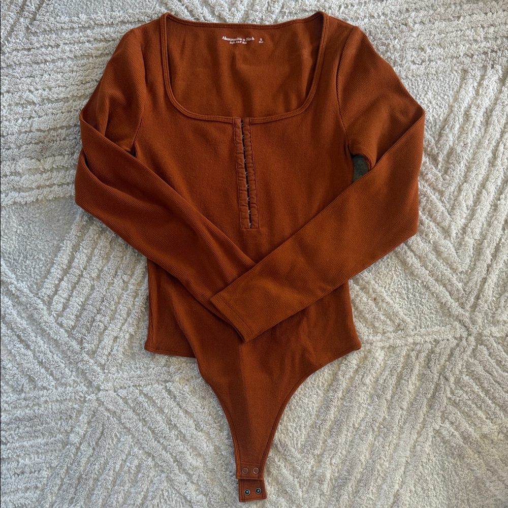 Abercrombie clip front Long Sleeve Bodysuit